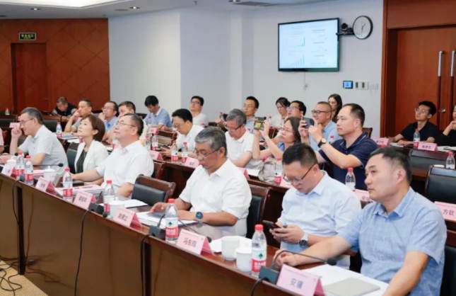 專委會成功舉辦“低碳用能與智能電力先進技術及產(chǎn)業(yè)推廣”論壇暨2024年度會議